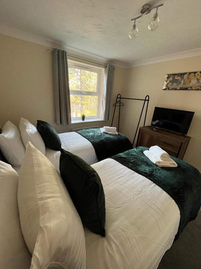 Archers 2 Bedrooms, Balcony, 2 Bathrooms, Free Parking, Wifi Саутгемптон Экстерьер фото